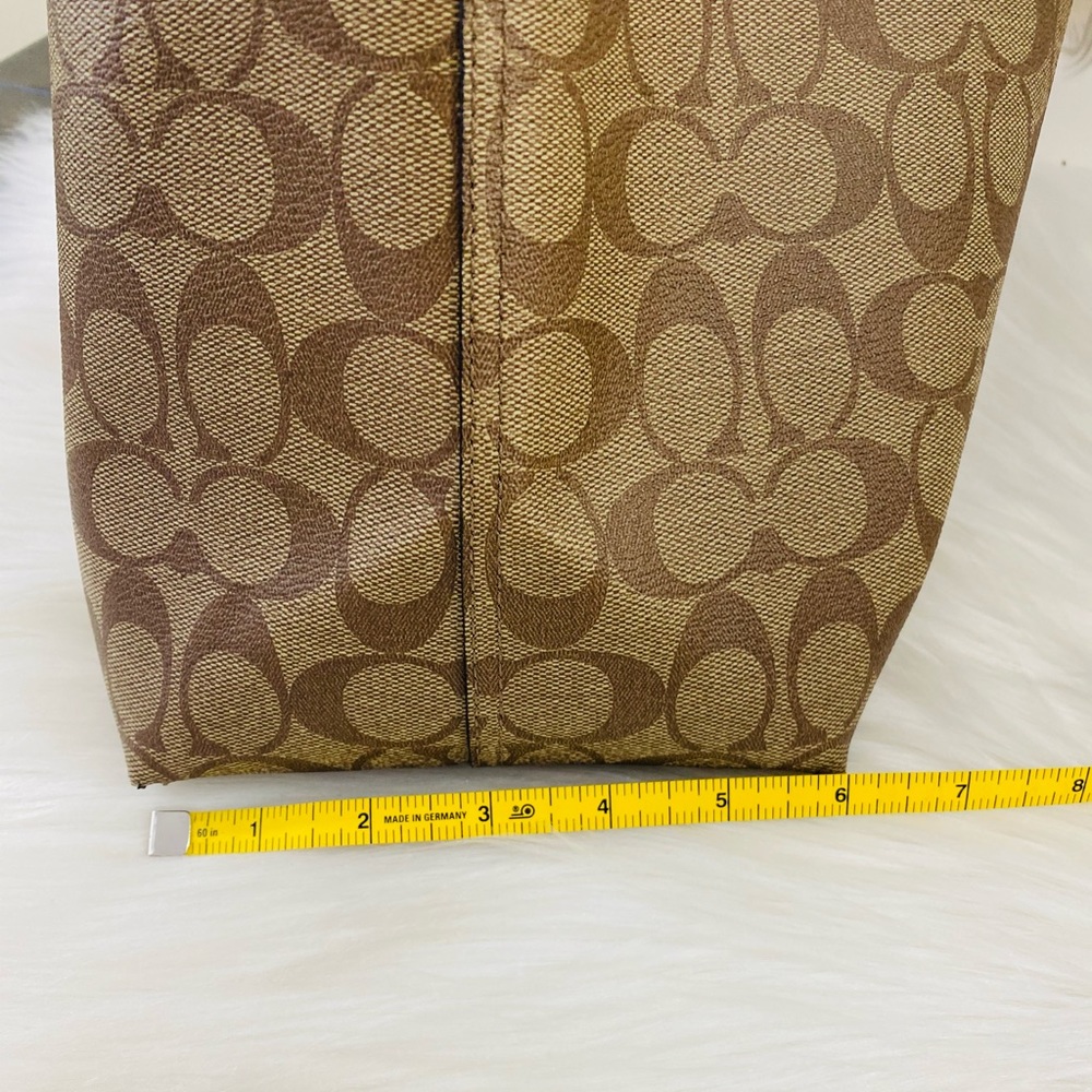 COACH Signature Open City Tote - Picture 13 of 16